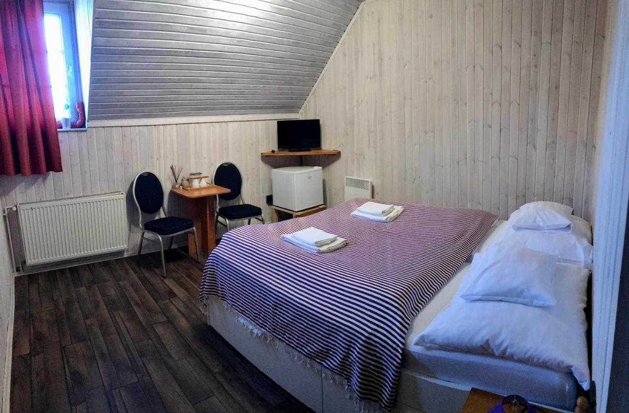 Mathias Haz Bed and Breakfast Magyarhertelend Buitenkant foto
